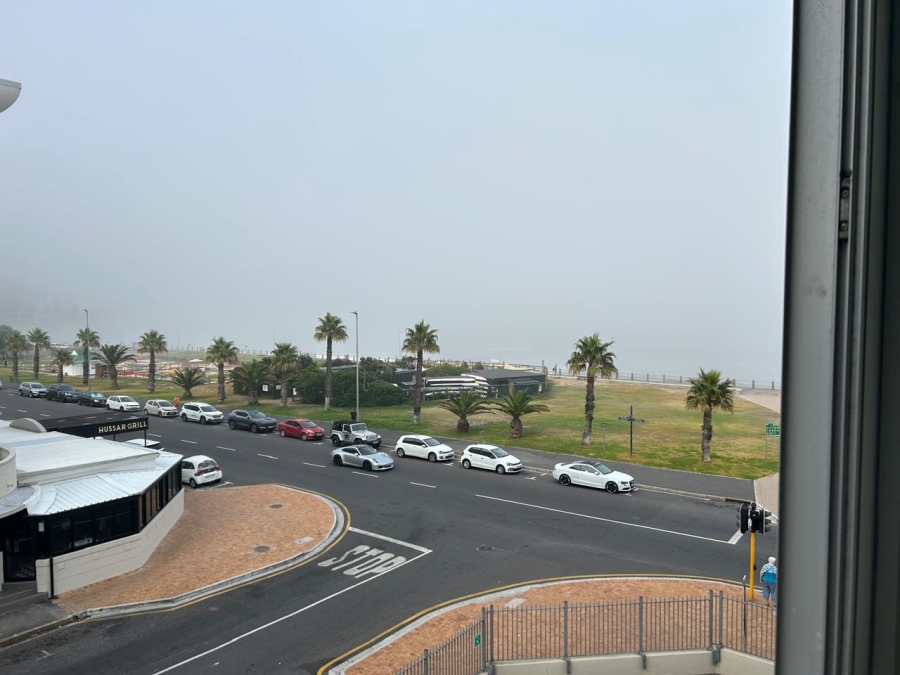 1 Bedroom Property for Sale in Mouille Point Western Cape